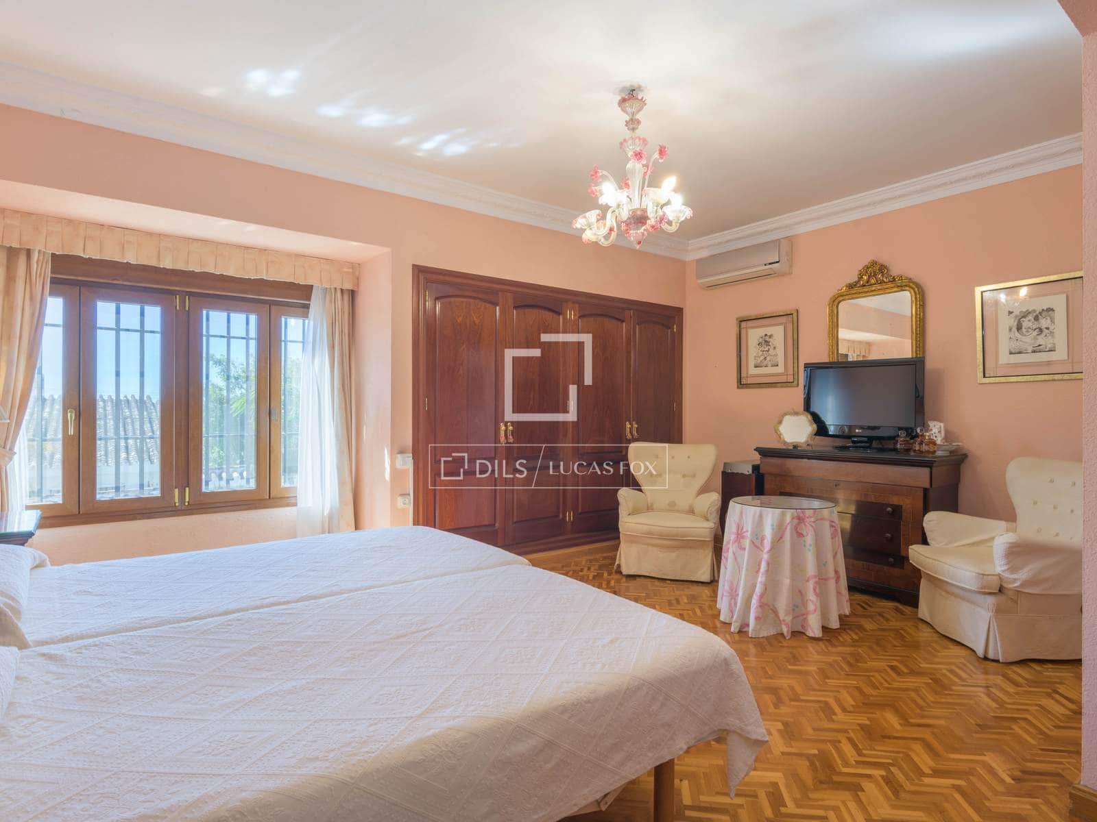 6 makuuhuone Huvila myytävänä paikassa Malaga kaupunki mukana uima-altaan 
autotalli - 1 700 000 € (Ref: 9634718)