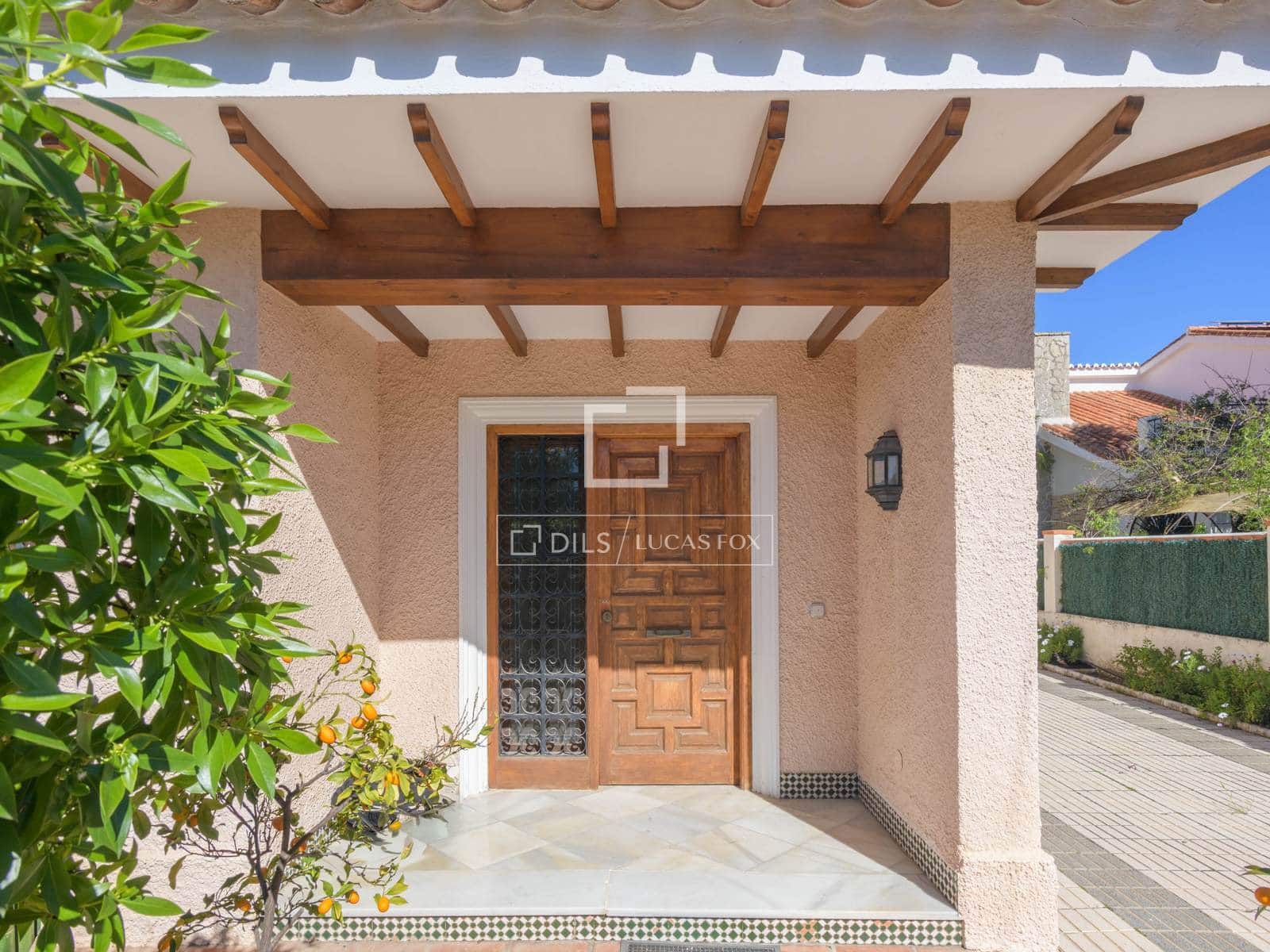 6 makuuhuone Huvila myytävänä paikassa Malaga kaupunki mukana uima-altaan 
autotalli - 1 700 000 € (Ref: 9634718)