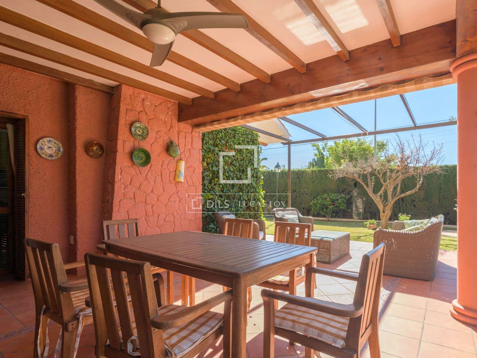 6 makuuhuone Huvila myytävänä paikassa Malaga kaupunki mukana uima-altaan 
autotalli - 1 700 000 € (Ref: 9634718)