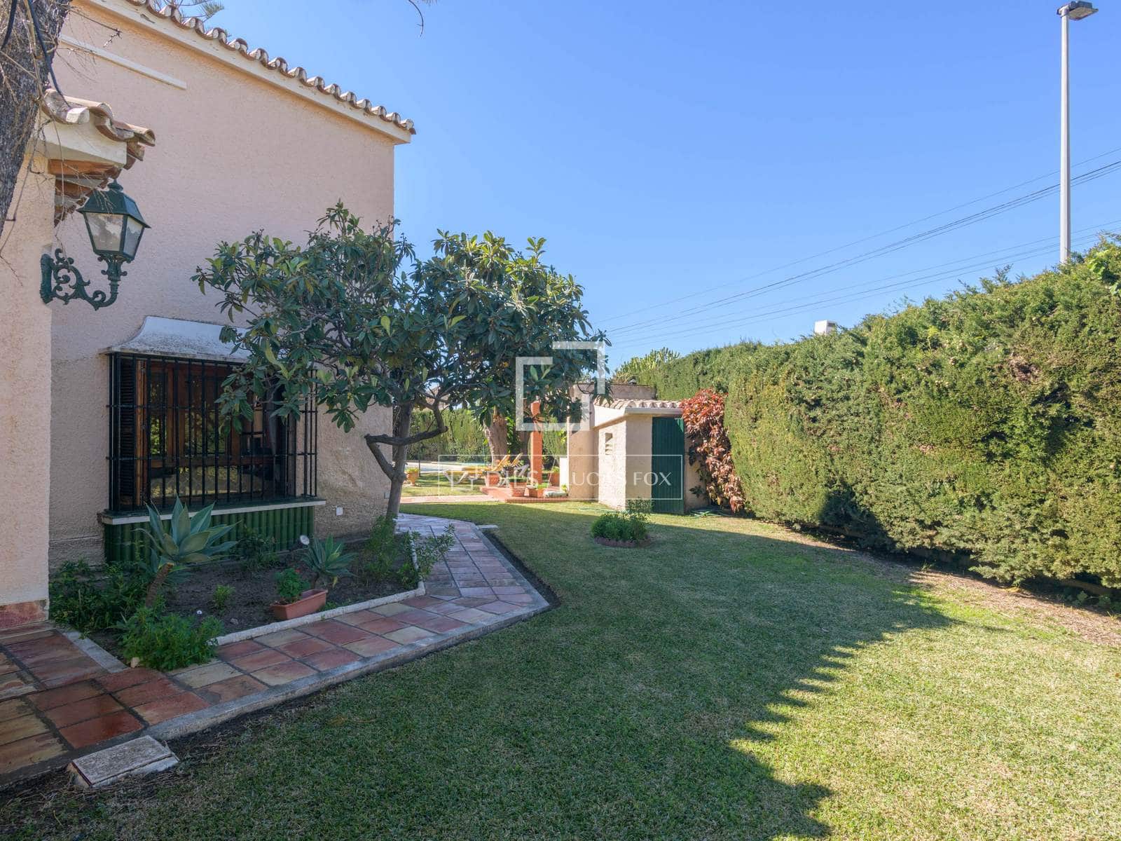 6 makuuhuone Huvila myytävänä paikassa Malaga kaupunki mukana uima-altaan 
autotalli - 1 700 000 € (Ref: 9634718)