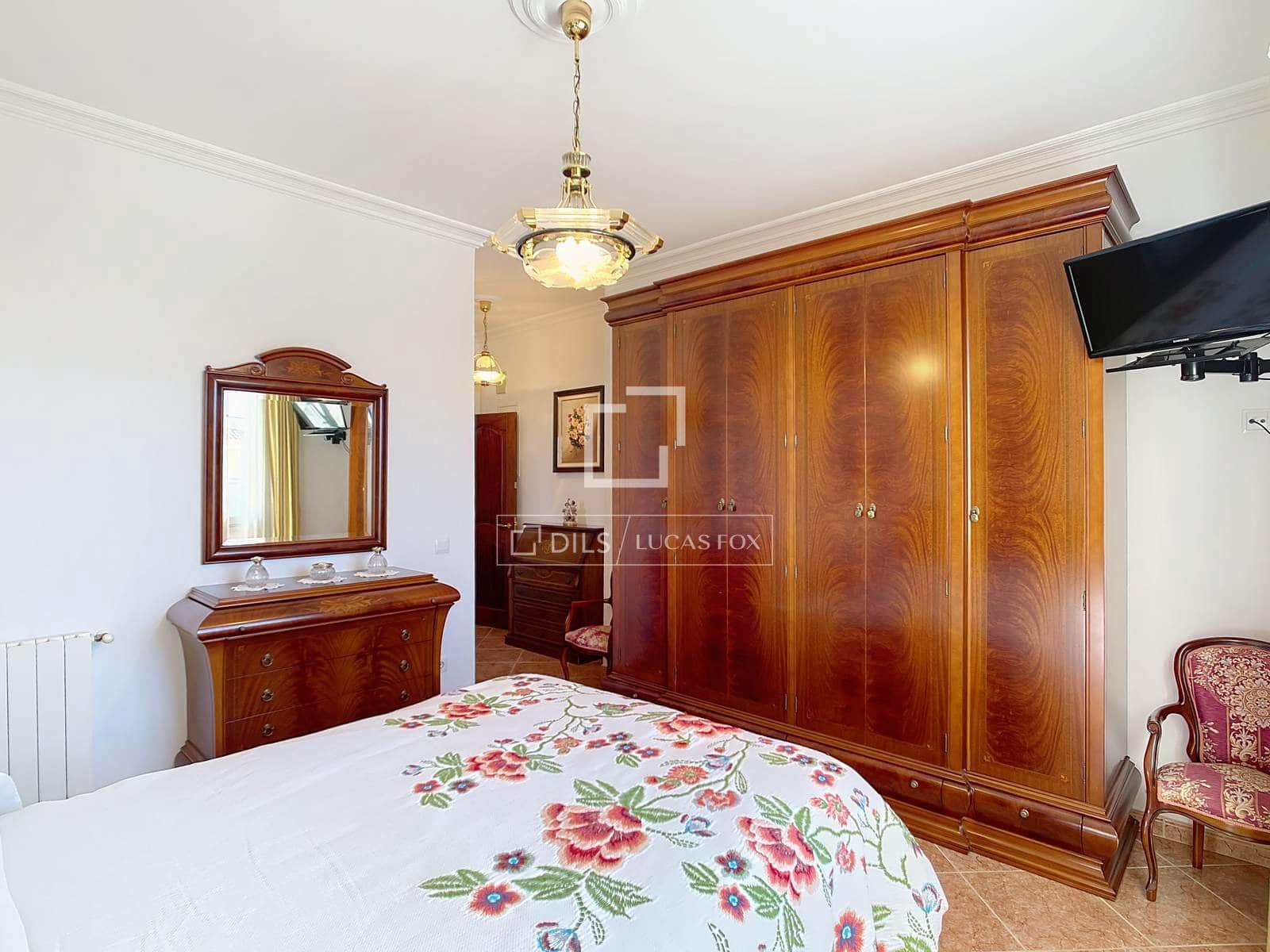 Chalet de 3 habitaciones en Ciutadella de Menorca en venta con piscina garaje - 1.450.000 € (Ref: 9634920)