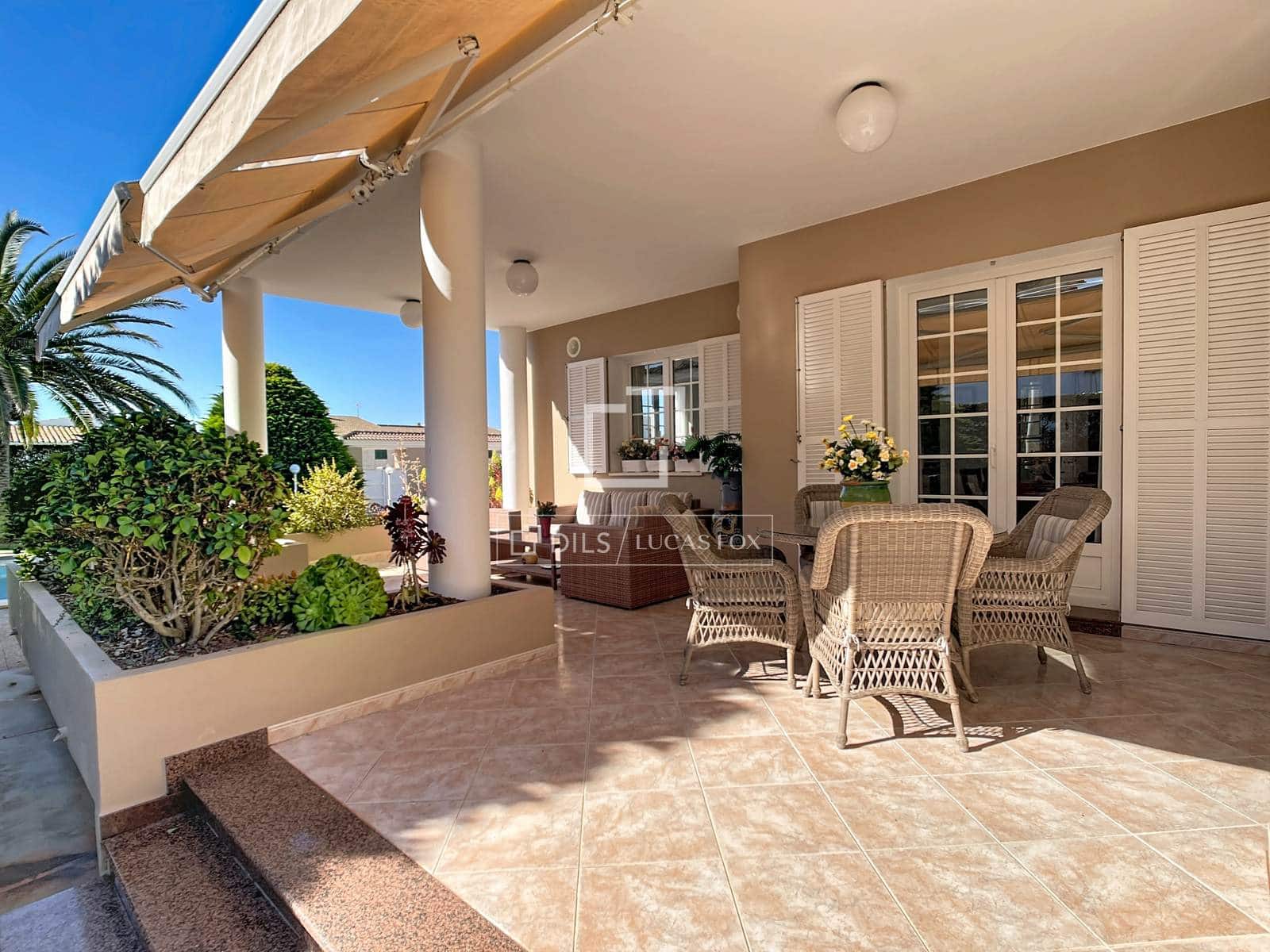 Chalet de 3 habitaciones en Ciutadella de Menorca en venta con piscina garaje - 1.450.000 € (Ref: 9634920)