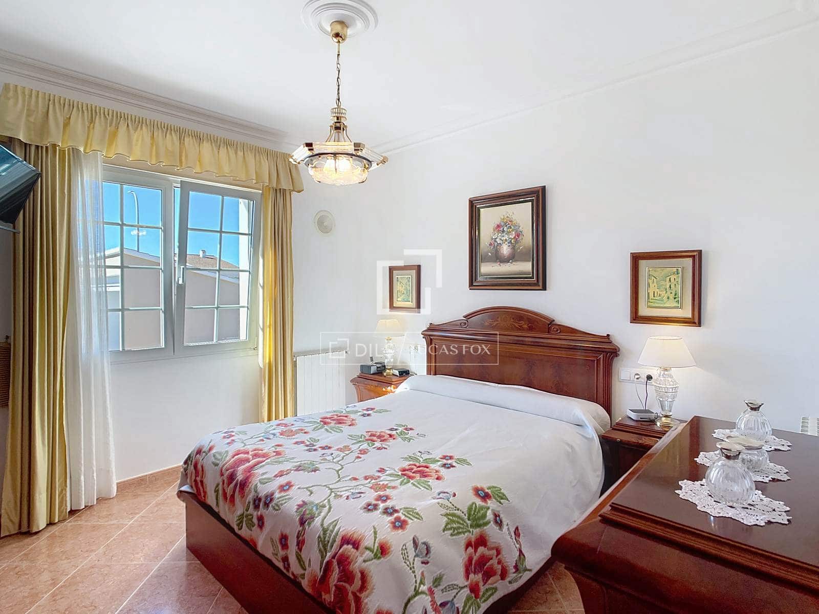 Chalet de 3 habitaciones en Ciutadella de Menorca en venta con piscina garaje - 1.450.000 € (Ref: 9634920)