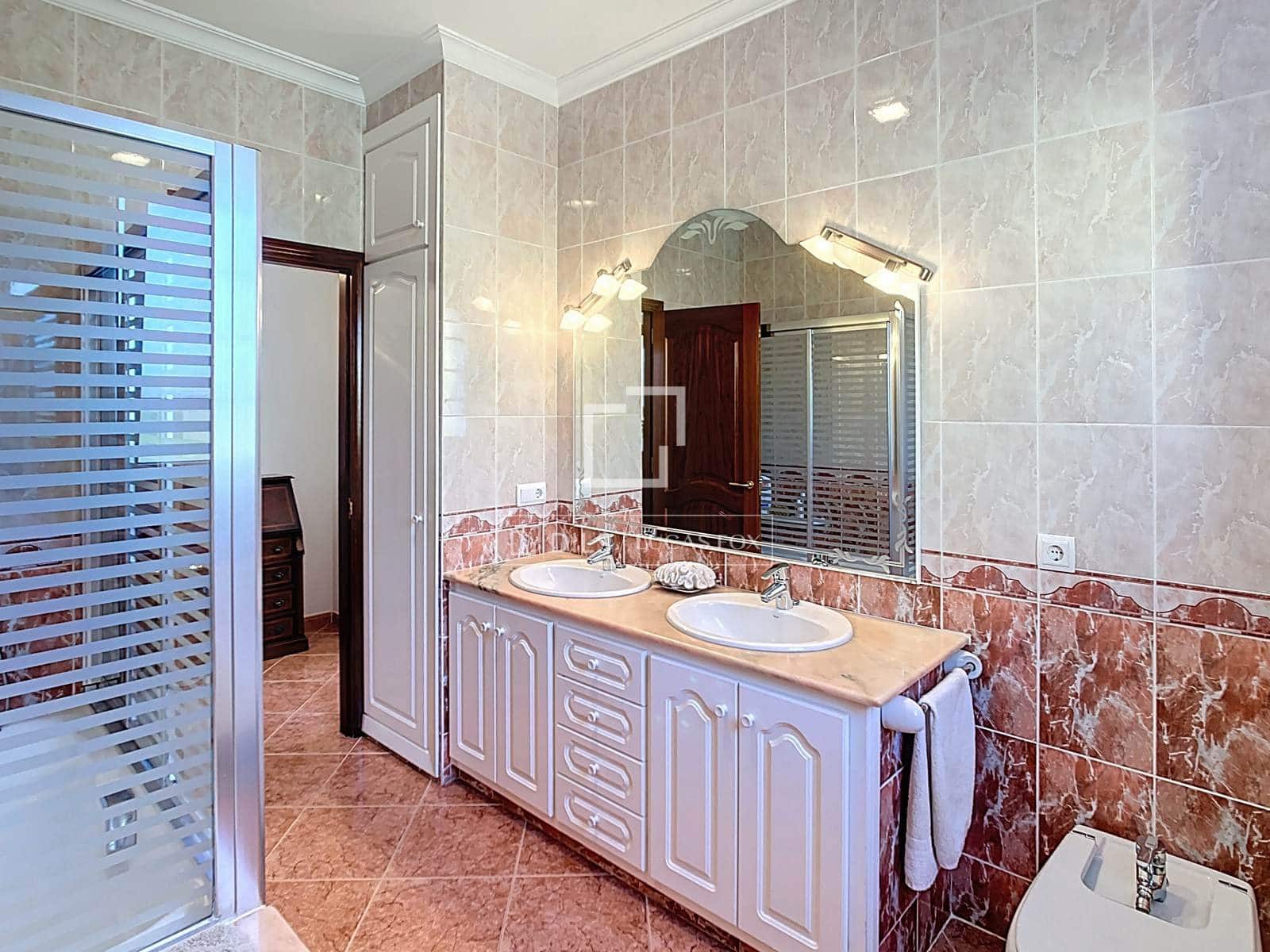 Chalet de 3 habitaciones en Ciutadella de Menorca en venta con piscina garaje - 1.450.000 € (Ref: 9634920)