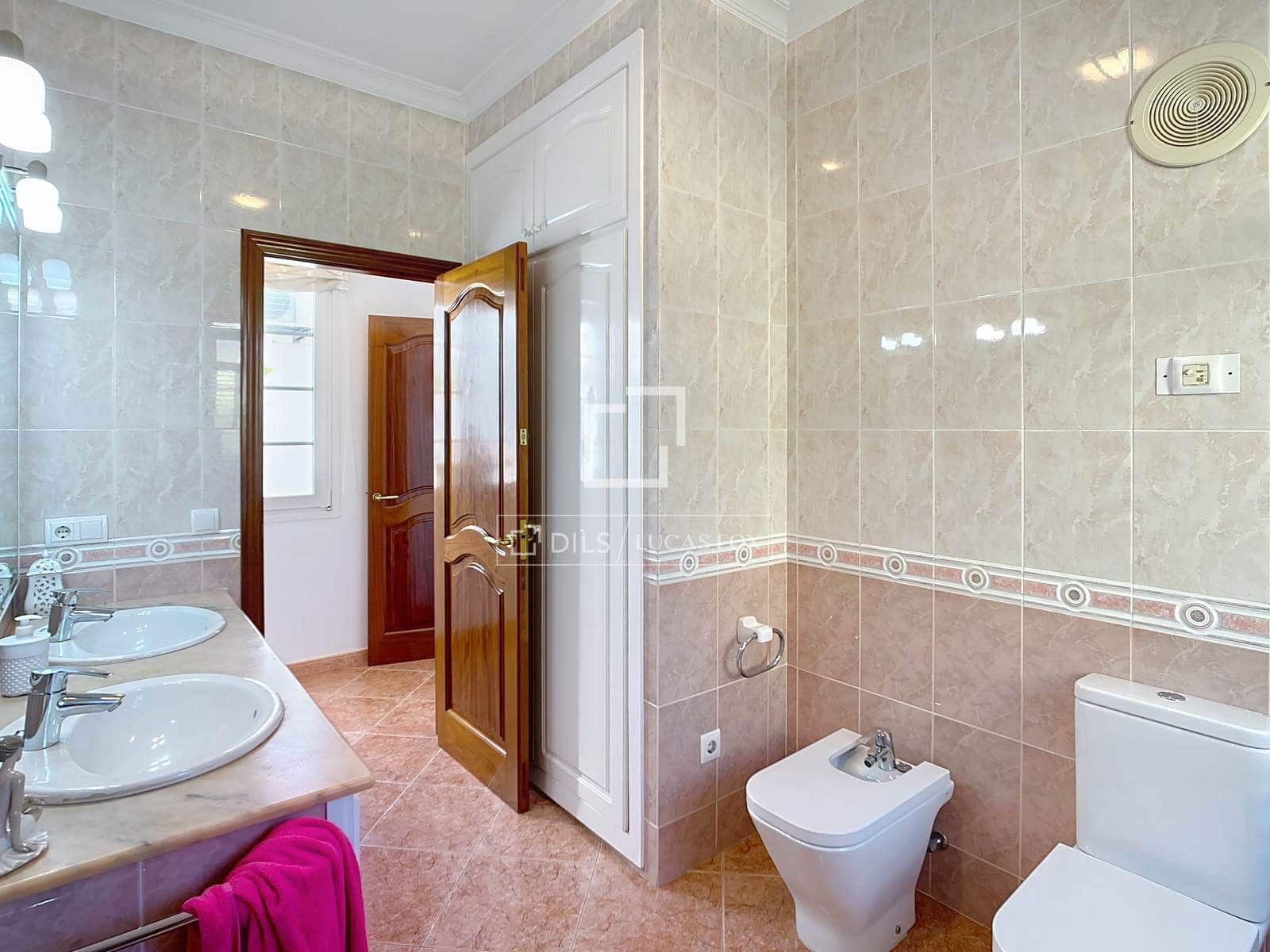 Chalet de 3 habitaciones en Ciutadella de Menorca en venta con piscina garaje - 1.450.000 € (Ref: 9634920)