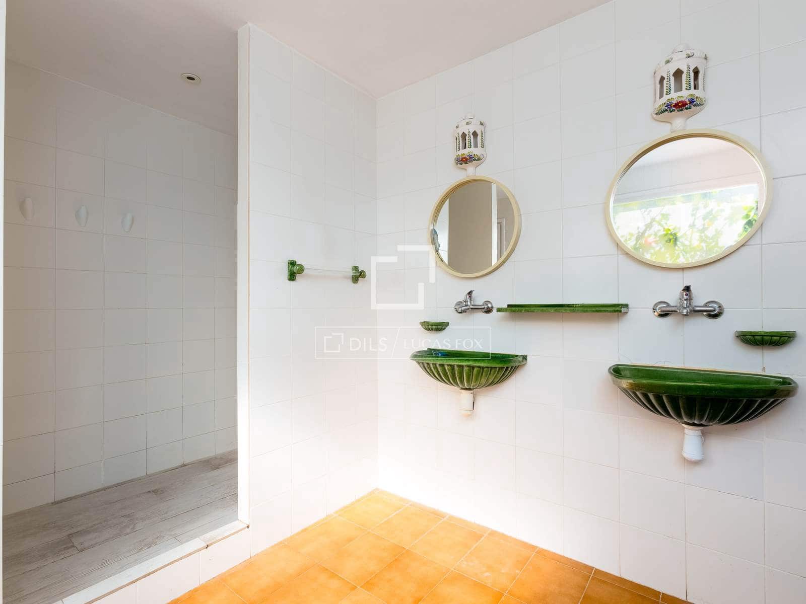 7 soverom Villa til salgs i Arenys de Mar med svømmebasseng garasje - € 855 000 (Ref: 9634921)