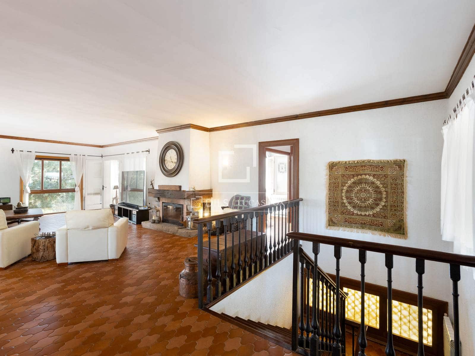 7 soverom Villa til salgs i Arenys de Mar med svømmebasseng garasje - € 855 000 (Ref: 9634921)