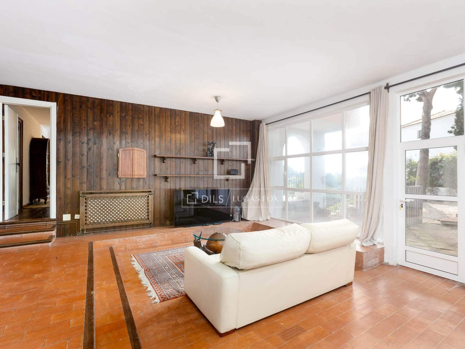 7 soverom Villa til salgs i Arenys de Mar med svømmebasseng garasje - € 855 000 (Ref: 9634921)