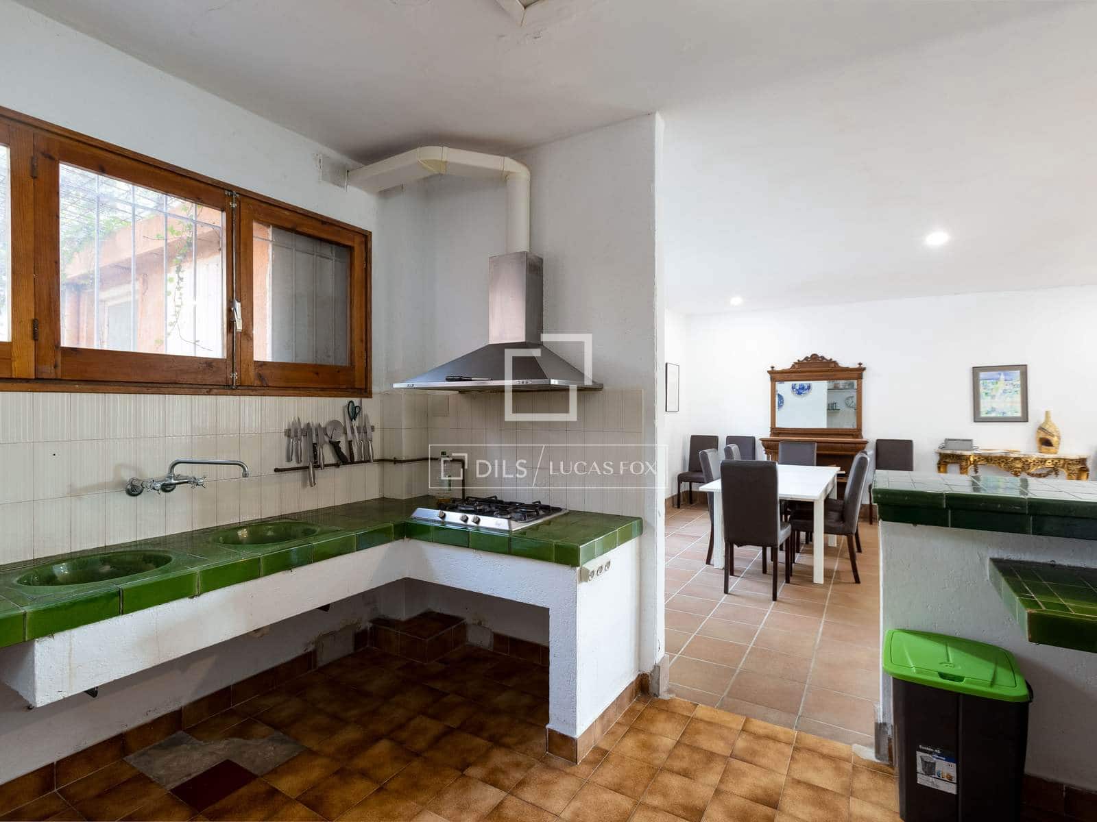 7 soverom Villa til salgs i Arenys de Mar med svømmebasseng garasje - € 855 000 (Ref: 9634921)