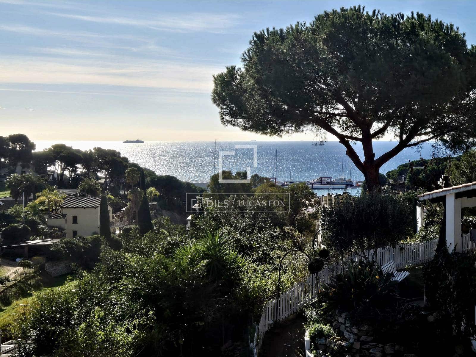 7 soverom Villa til salgs i Arenys de Mar med svømmebasseng garasje - € 855 000 (Ref: 9634921)