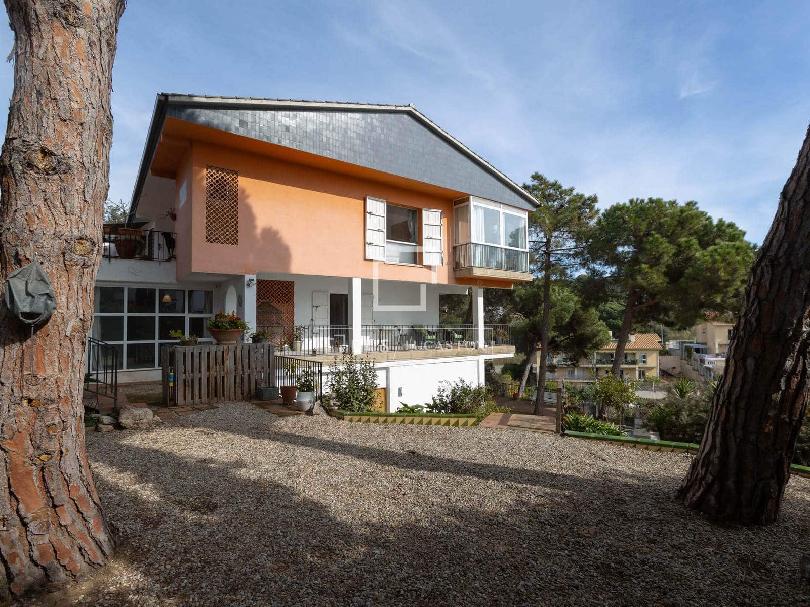 7 soverom Villa til salgs i Arenys de Mar med svømmebasseng garasje - € 855 000 (Ref: 9634921)