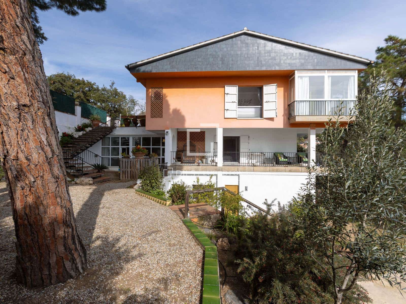 7 soverom Villa til salgs i Arenys de Mar med svømmebasseng garasje - € 855 000 (Ref: 9634921)