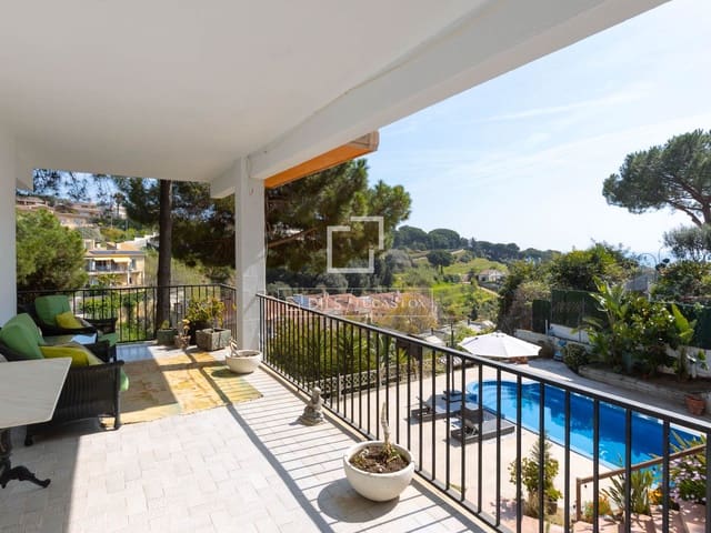 7 quarto Moradia para venda em Arenys de Mar com piscina garagem - 795 000 € (Ref: 9634921)