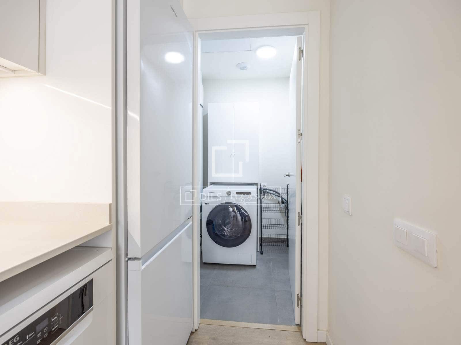 Apartamento de 3 habitaciones en València ciudad en alquiler - 2.350 € (Ref: 9634922)