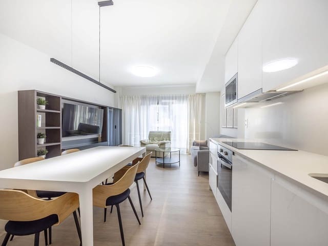 Apartamento de 3 habitaciones en València ciudad en alquiler - 2.350 € (Ref: 9634922)
