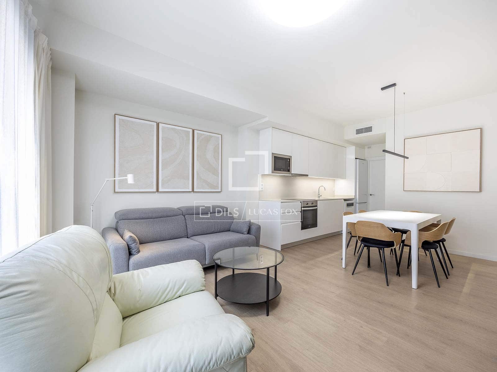 Apartamento de 3 habitaciones en València ciudad en alquiler - 2.350 € (Ref: 9634922)