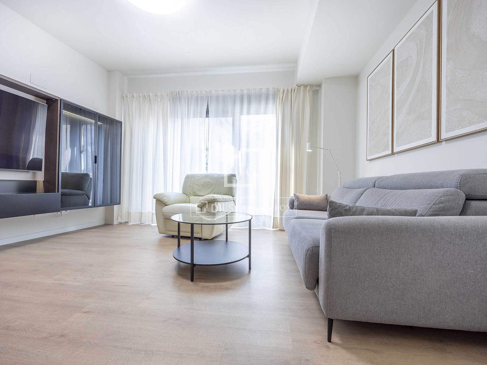 Apartamento de 3 habitaciones en València ciudad en alquiler - 2.350 € (Ref: 9634922)