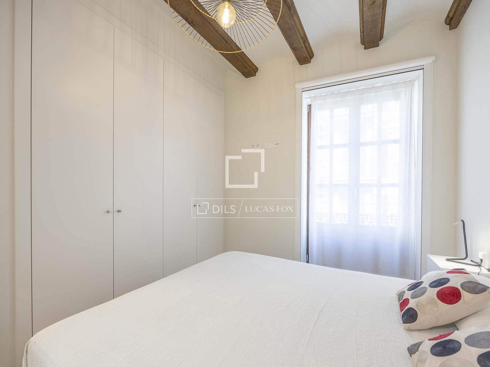 Apartamento de 3 habitaciones en València ciudad en alquiler - 2.350 € (Ref: 9634922)