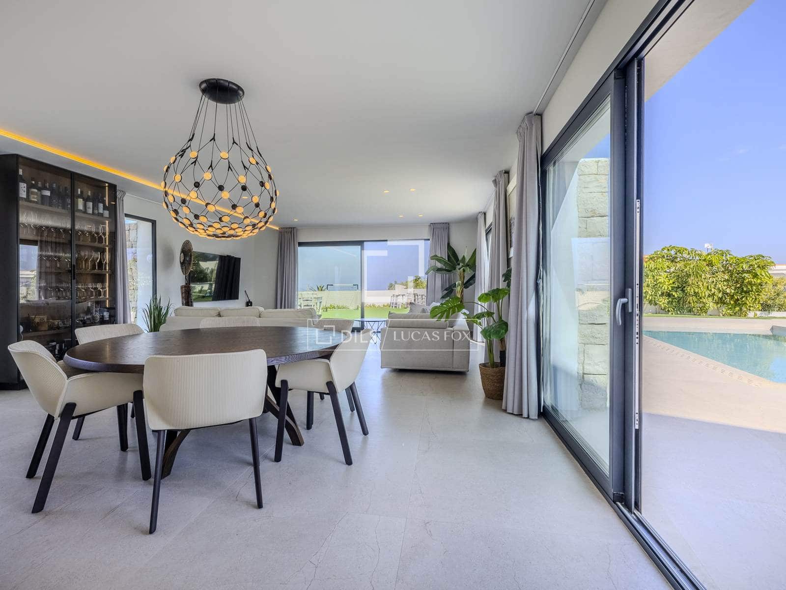 4 slaapkamer Villa te koop in Denia met zwembad garage - € 1.795.000 (Ref: 9635017)