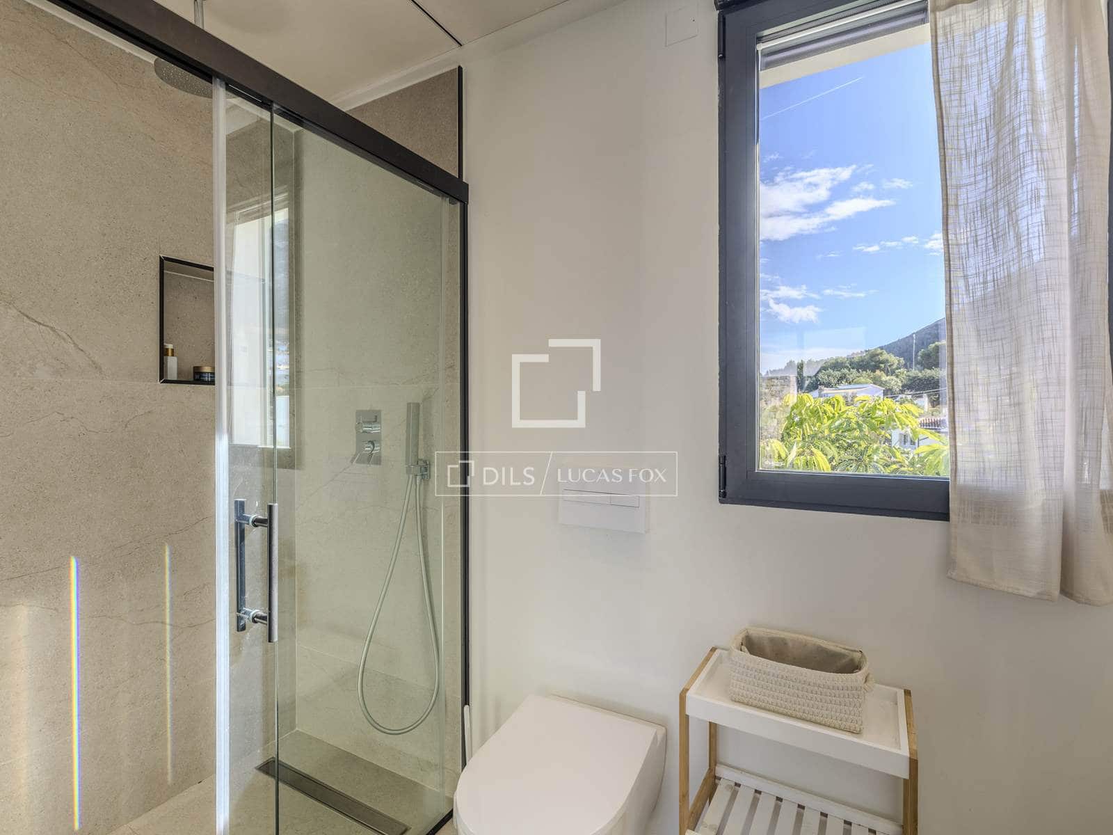 4 slaapkamer Villa te koop in Denia met zwembad garage - € 1.795.000 (Ref: 9635017)