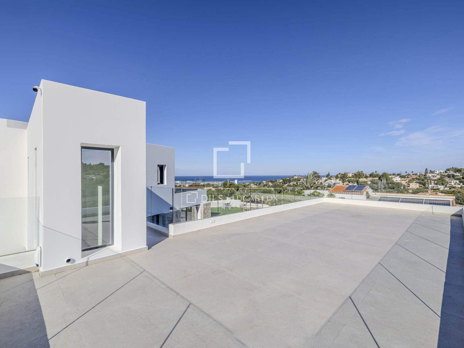 4 slaapkamer Villa te koop in Denia met zwembad garage - € 1.795.000 (Ref: 9635017)