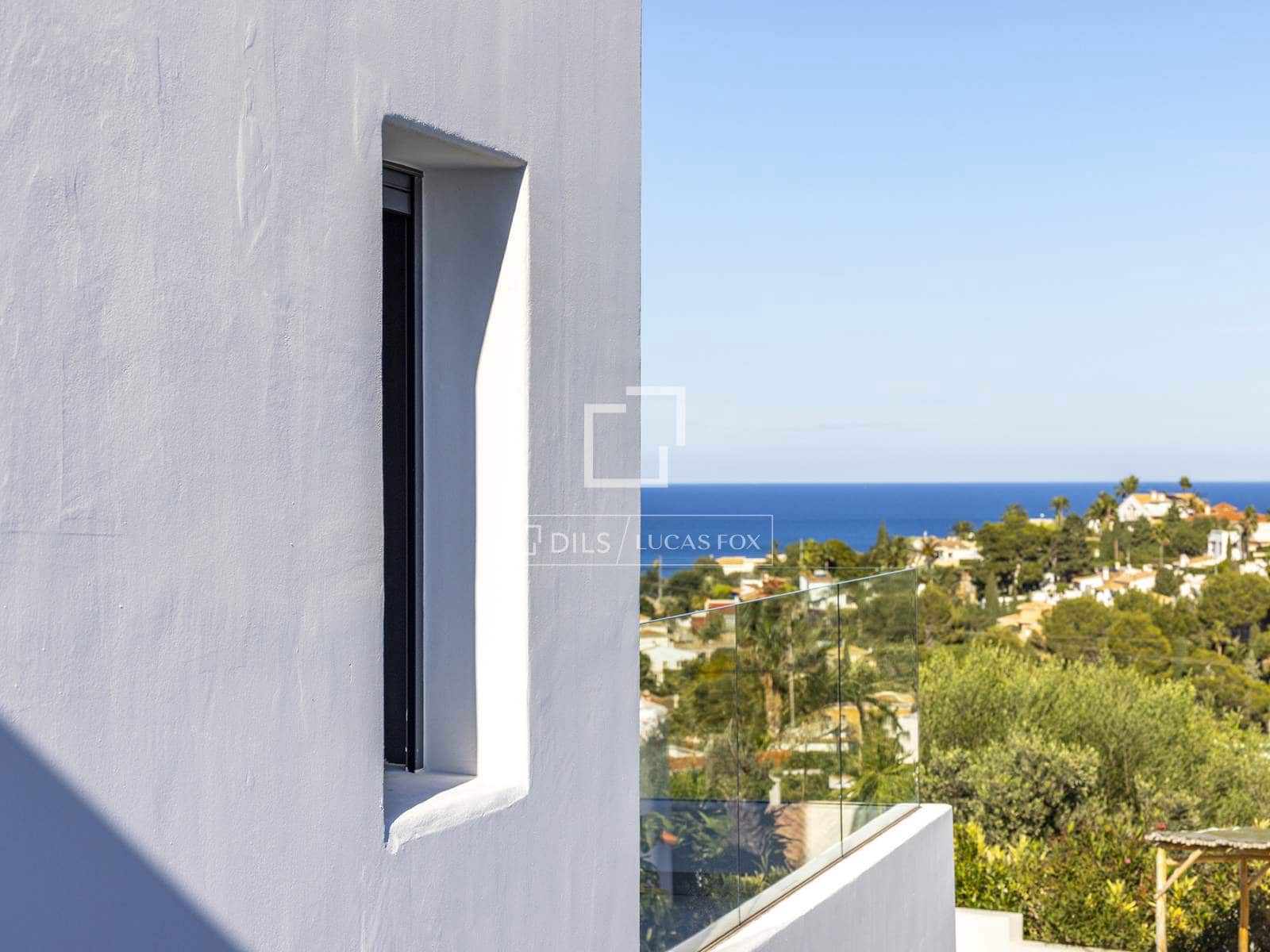 4 slaapkamer Villa te koop in Denia met zwembad garage - € 1.795.000 (Ref: 9635017)