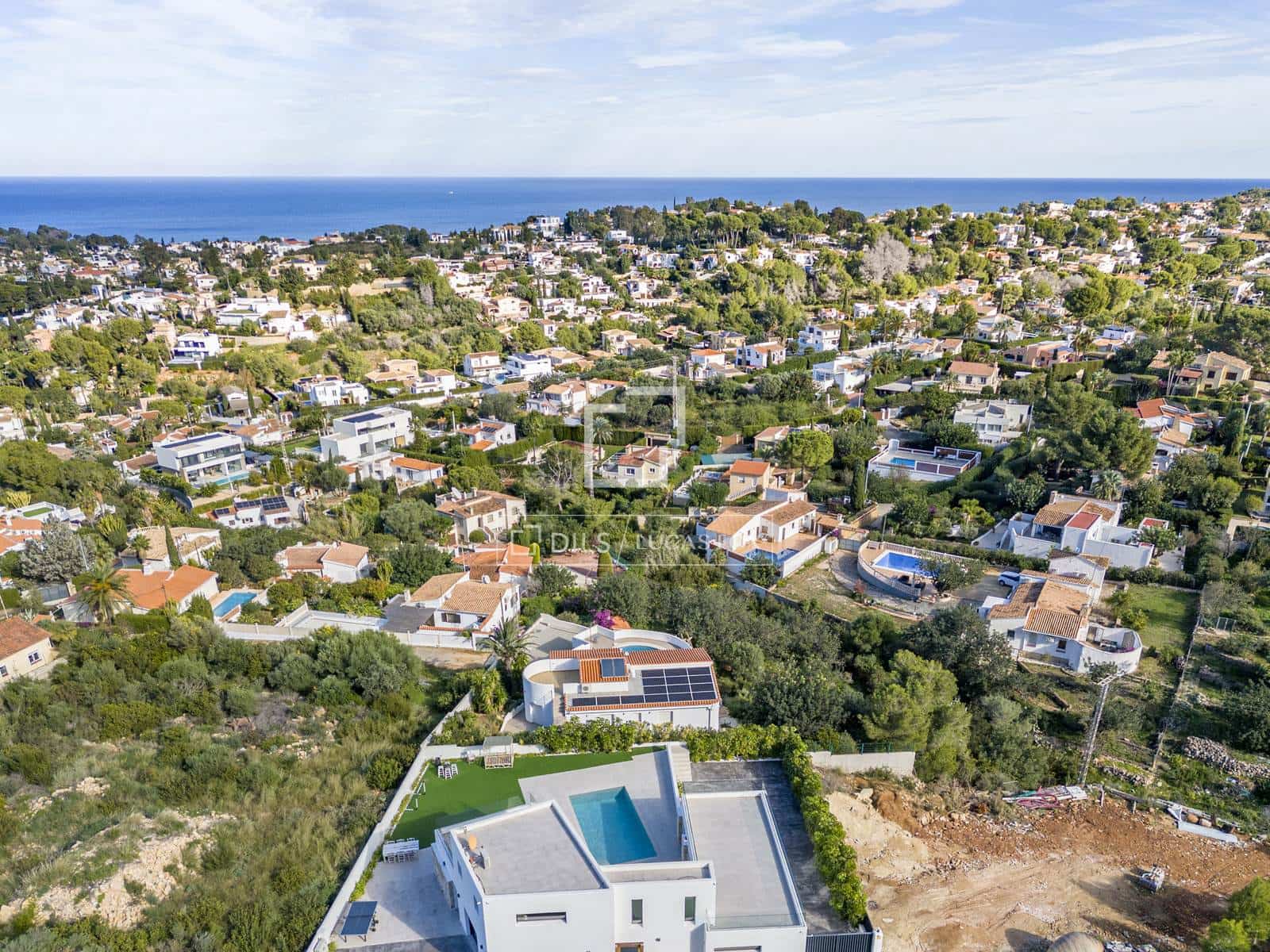 4 slaapkamer Villa te koop in Denia met zwembad garage - € 1.795.000 (Ref: 9635017)