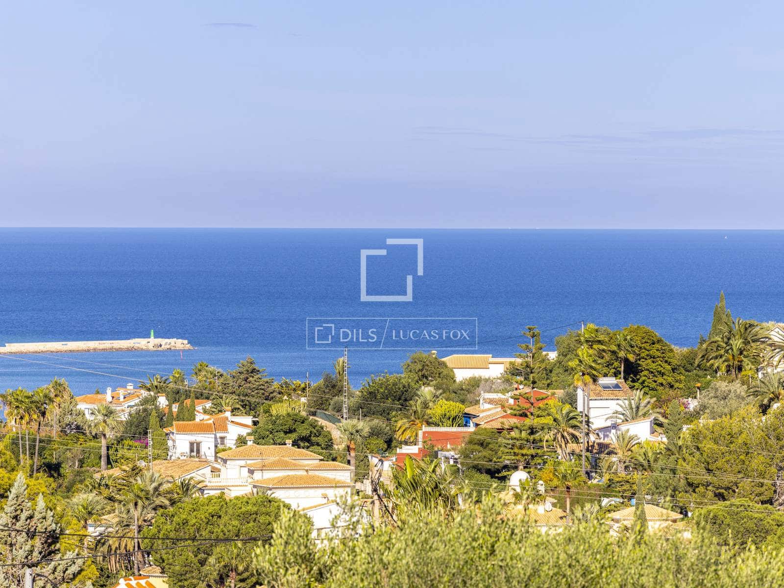 4 slaapkamer Villa te koop in Denia met zwembad garage - € 1.795.000 (Ref: 9635017)