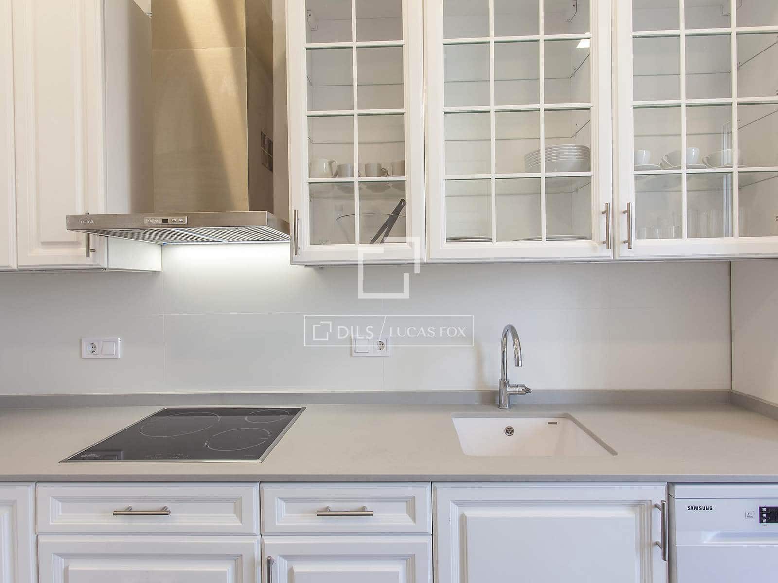 3 soveværelse Lejlighed til leje i Valencia by med garage - € 3.300 (Ref: 9635019)