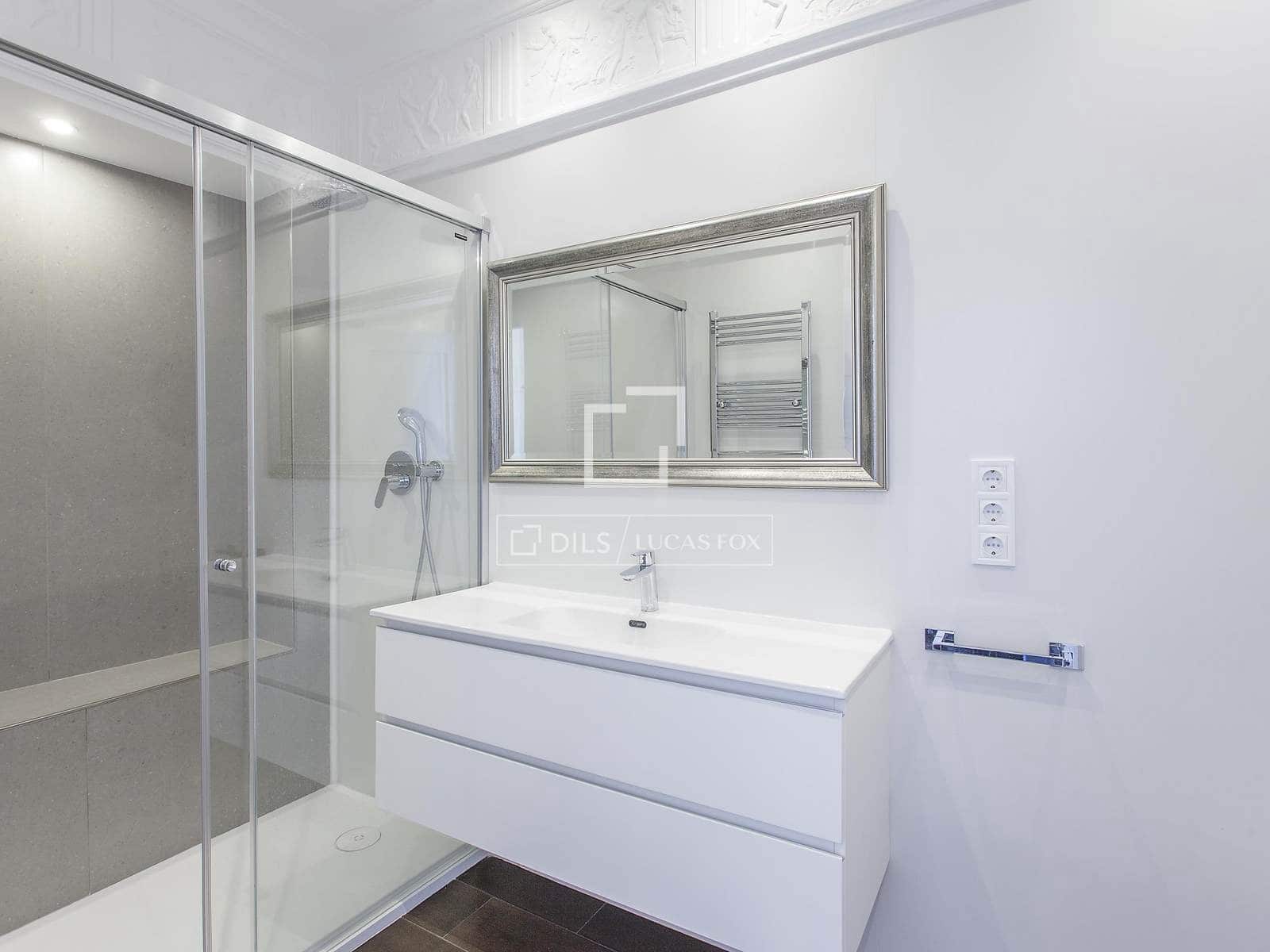 3 soveværelse Lejlighed til leje i Valencia by med garage - € 3.300 (Ref: 9635019)