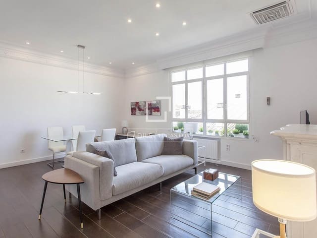 3 sovrum Lägenhet att hyra i Valencia stad med garage - 3 300 € (Ref: 9635019)