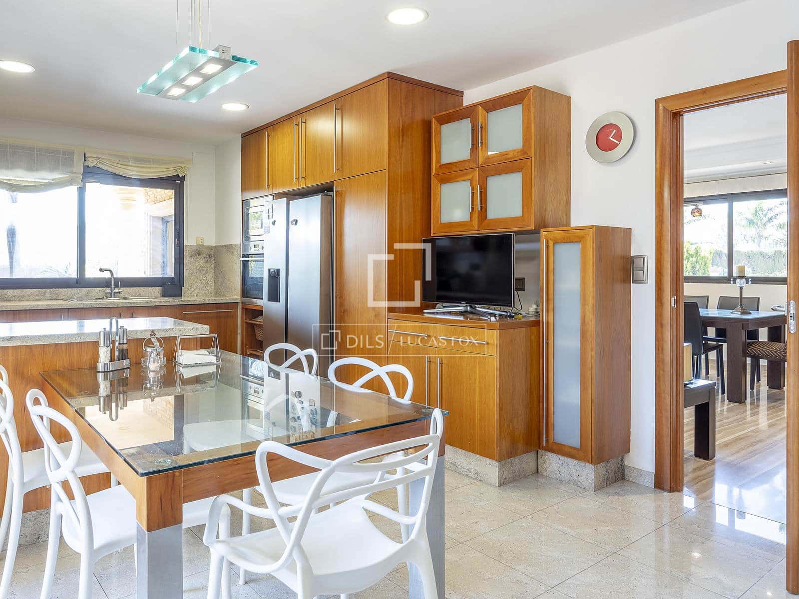 6 slaapkamer Villa te koop in San Antonio de Benageber met zwembad garage - € 1.800.000 (Ref: 9635020)