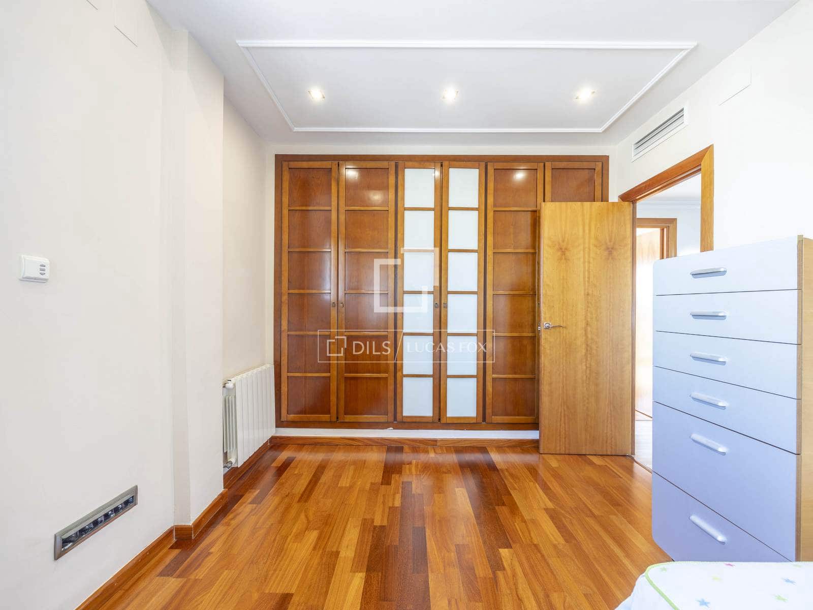 6 slaapkamer Villa te koop in San Antonio de Benageber met zwembad garage - € 1.800.000 (Ref: 9635020)