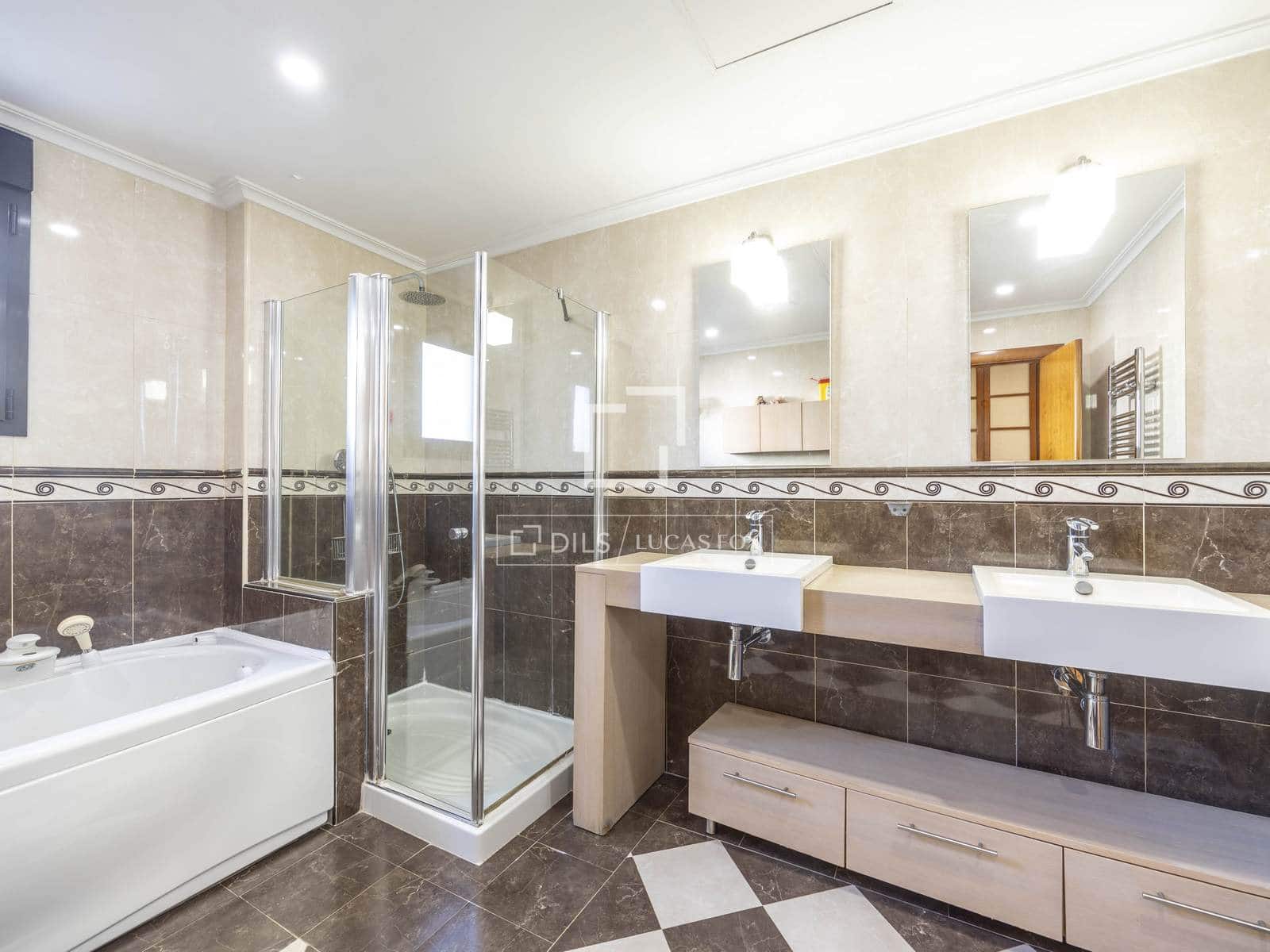 6 slaapkamer Villa te koop in San Antonio de Benageber met zwembad garage - € 1.800.000 (Ref: 9635020)