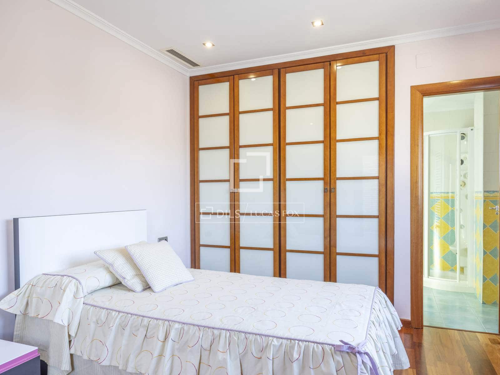 6 slaapkamer Villa te koop in San Antonio de Benageber met zwembad garage - € 1.800.000 (Ref: 9635020)