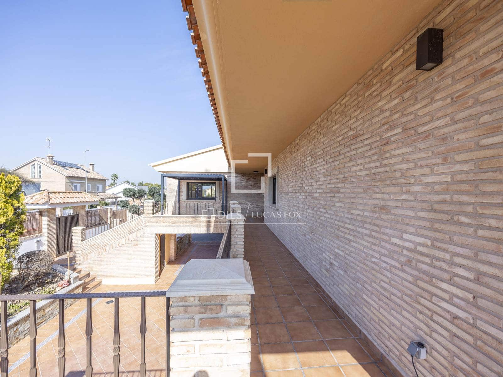 6 slaapkamer Villa te koop in San Antonio de Benageber met zwembad garage - € 1.800.000 (Ref: 9635020)