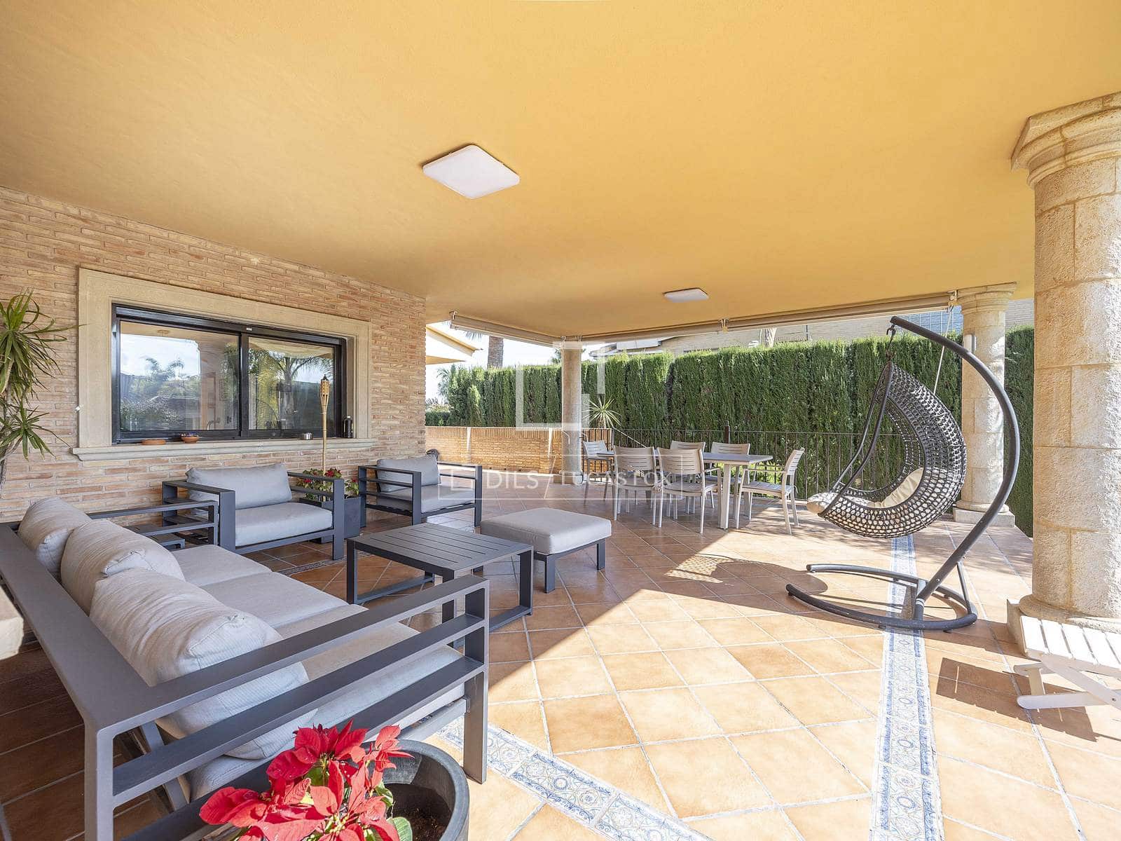 6 slaapkamer Villa te koop in San Antonio de Benageber met zwembad garage - € 1.800.000 (Ref: 9635020)