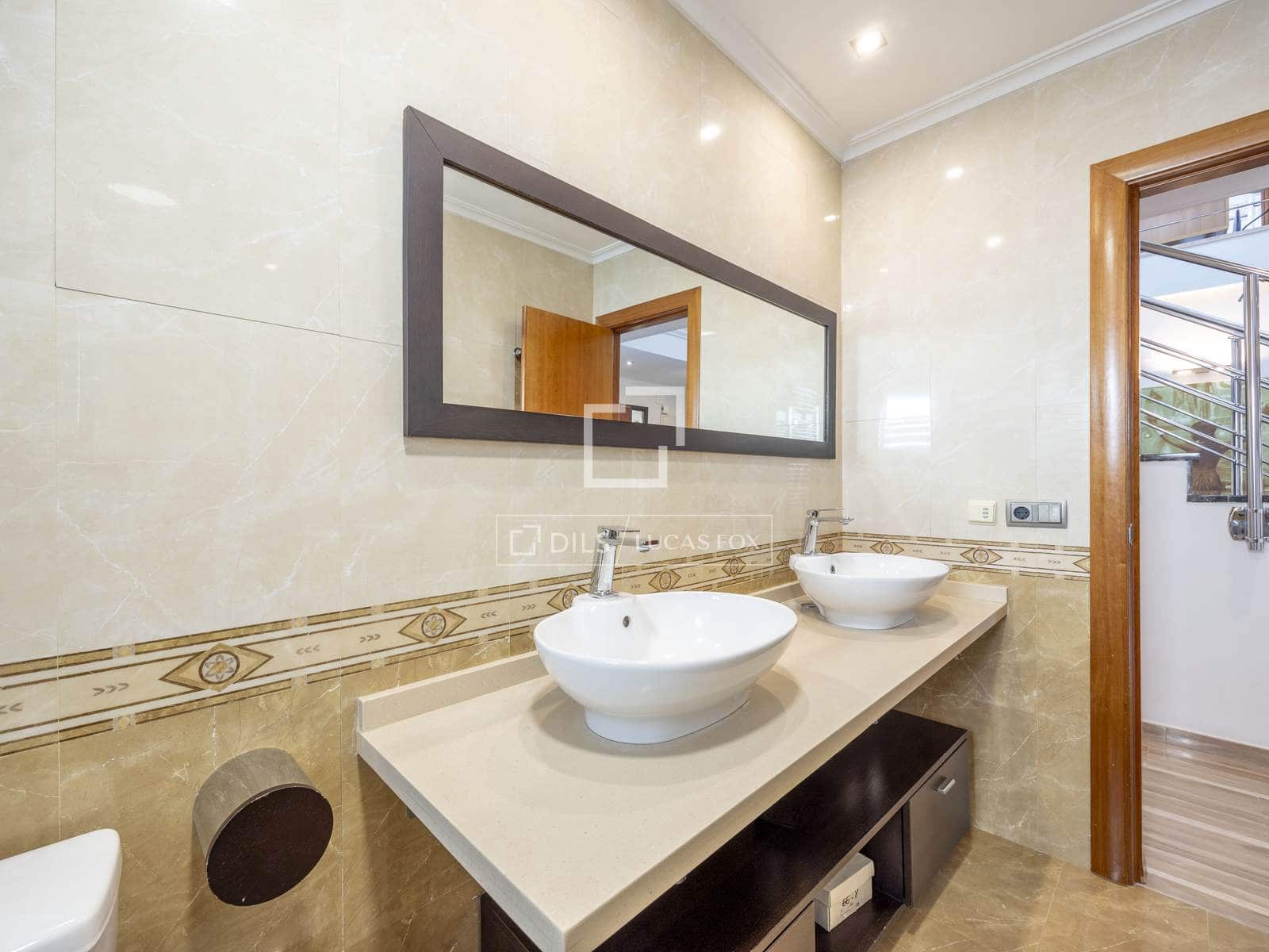 6 slaapkamer Villa te koop in San Antonio de Benageber met zwembad garage - € 1.800.000 (Ref: 9635020)