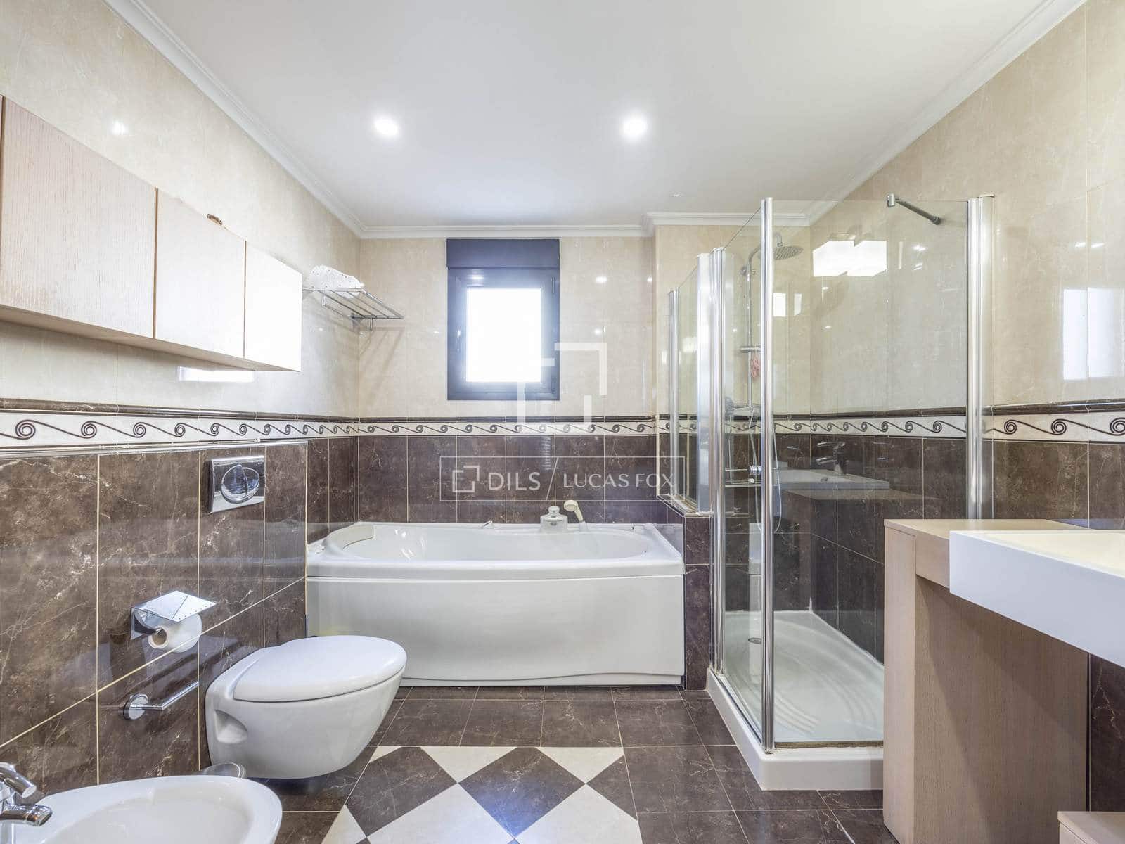 6 slaapkamer Villa te koop in San Antonio de Benageber met zwembad garage - € 1.800.000 (Ref: 9635020)