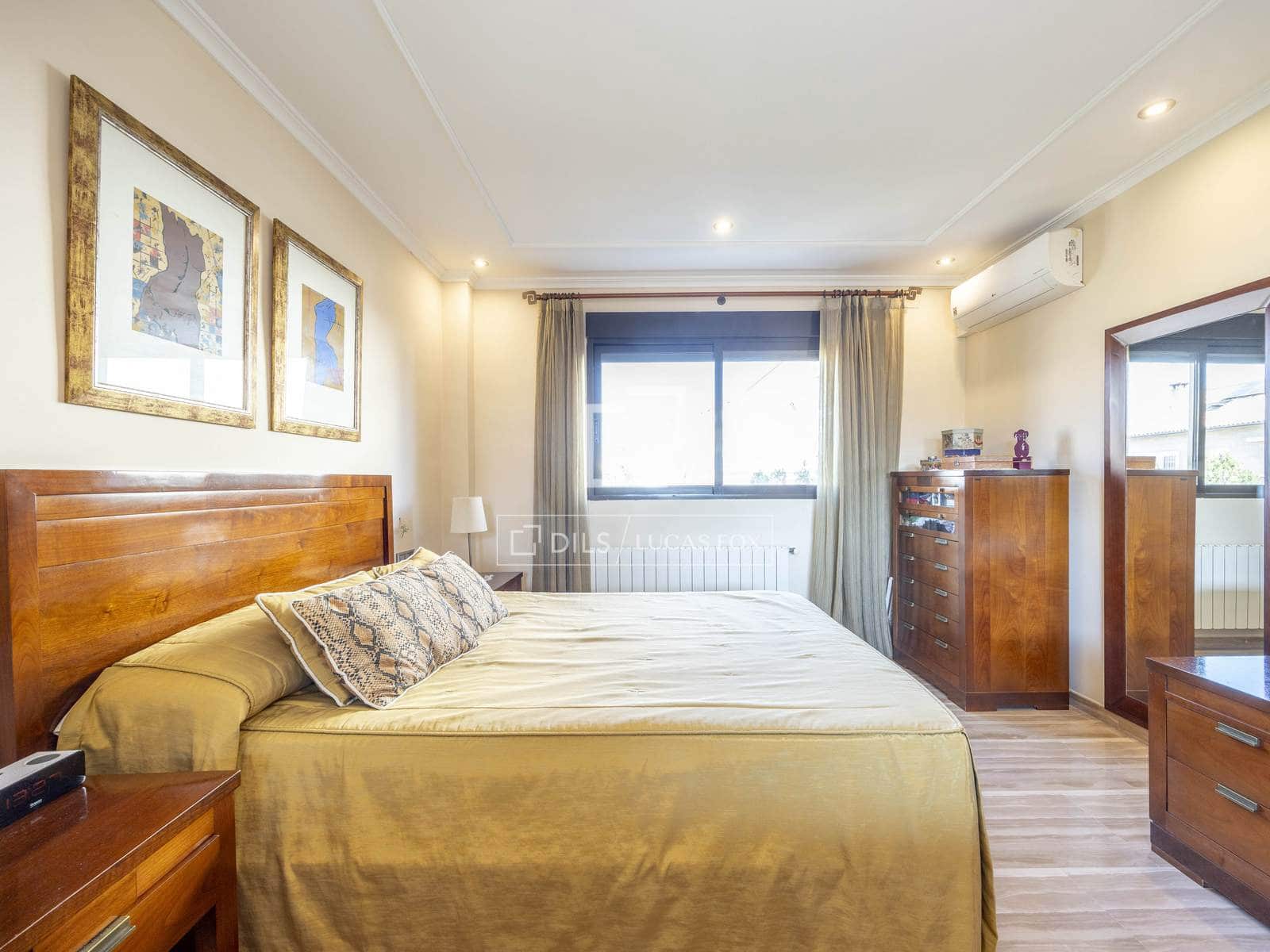 6 slaapkamer Villa te koop in San Antonio de Benageber met zwembad garage - € 1.800.000 (Ref: 9635020)