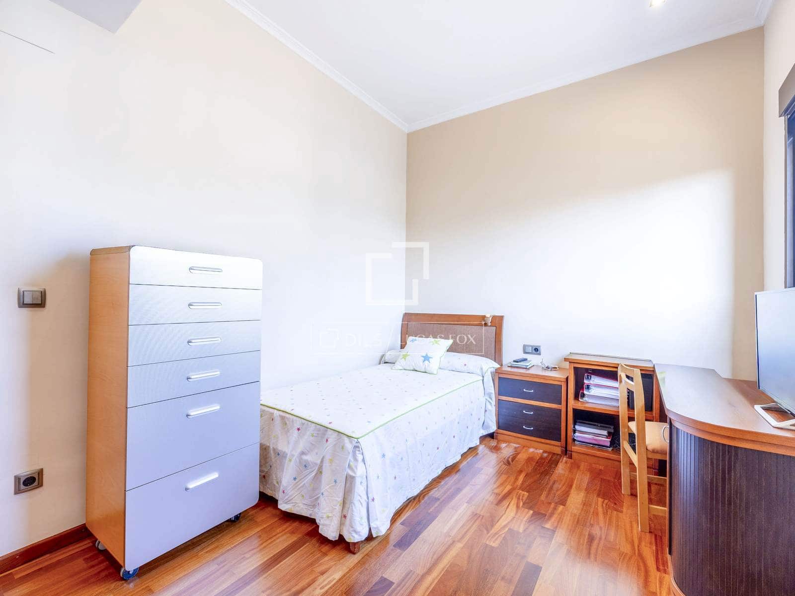 6 slaapkamer Villa te koop in San Antonio de Benageber met zwembad garage - € 1.800.000 (Ref: 9635020)