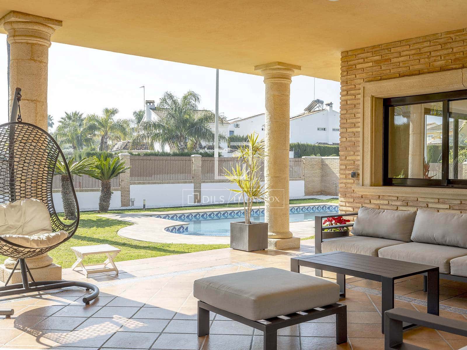 6 slaapkamer Villa te koop in San Antonio de Benageber met zwembad garage - € 1.800.000 (Ref: 9635020)