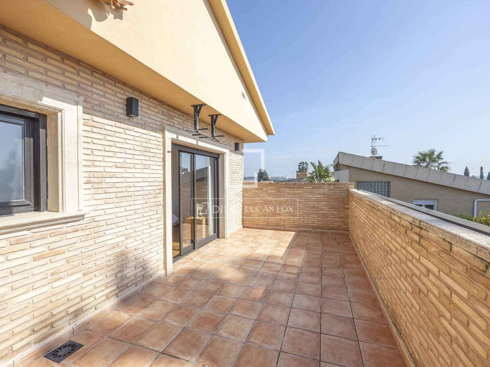 6 slaapkamer Villa te koop in San Antonio de Benageber met zwembad garage - € 1.800.000 (Ref: 9635020)