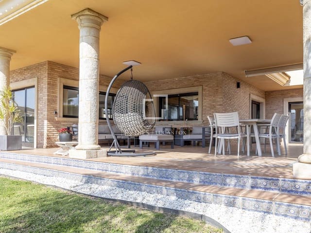 6 sypialnia Willa na sprzedaż w San Antonio de Benagéber z basenem garażem - 1 800 000 € (Ref: 9635020)