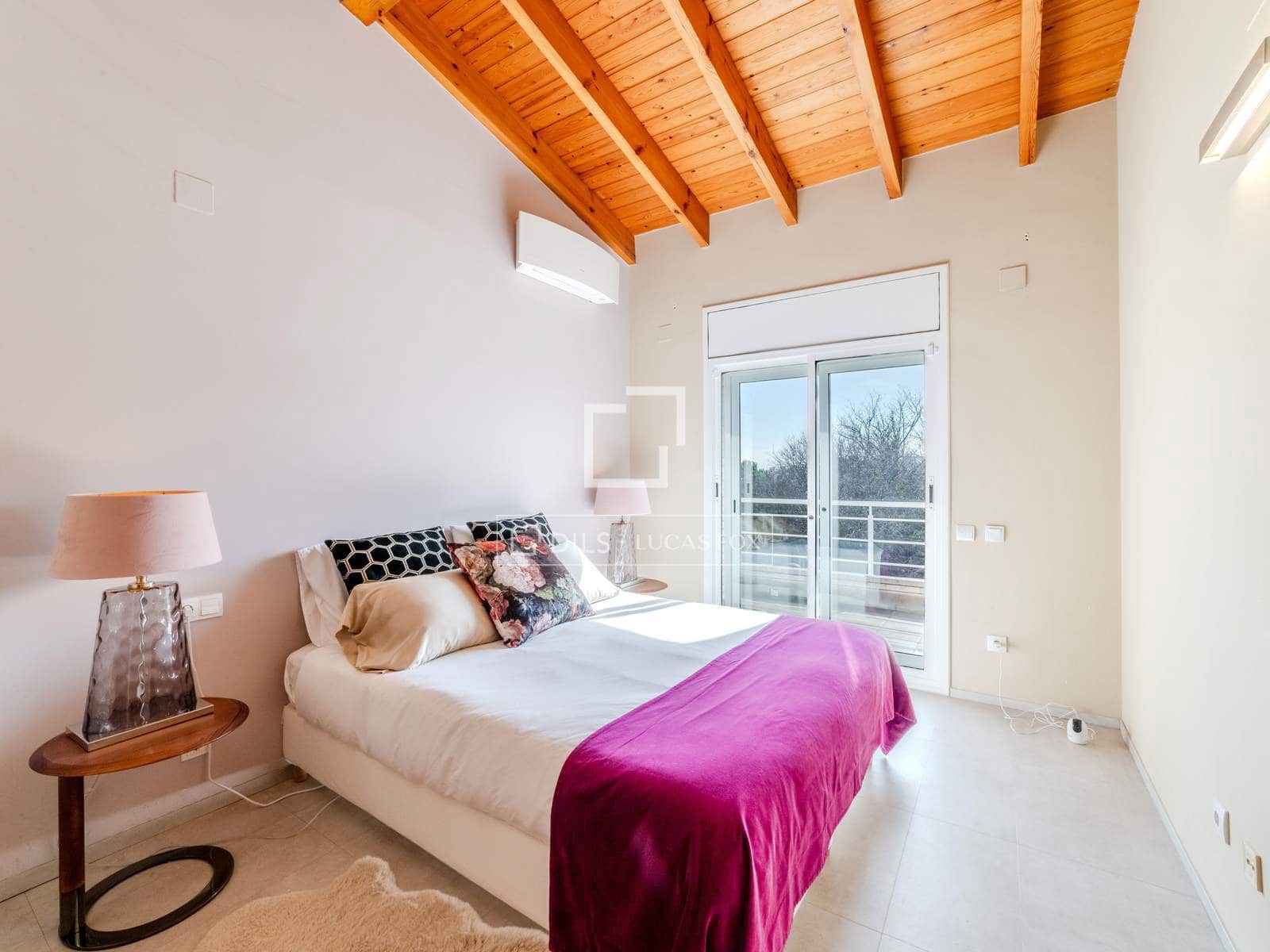 4 soverom Villa til salgs i Sitges med svømmebasseng garasje - € 1 295 000 (Ref: 9635022)