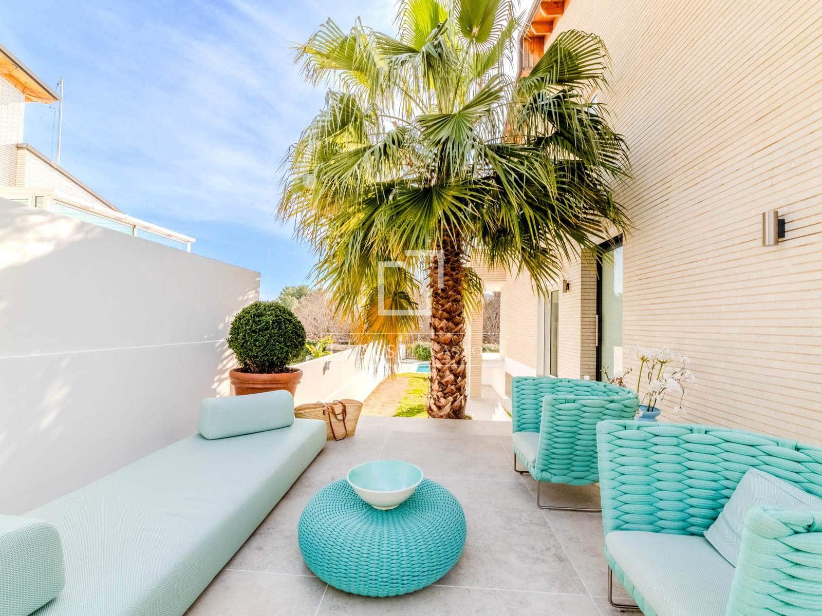 4 soverom Villa til salgs i Sitges med svømmebasseng garasje - € 1 295 000 (Ref: 9635022)