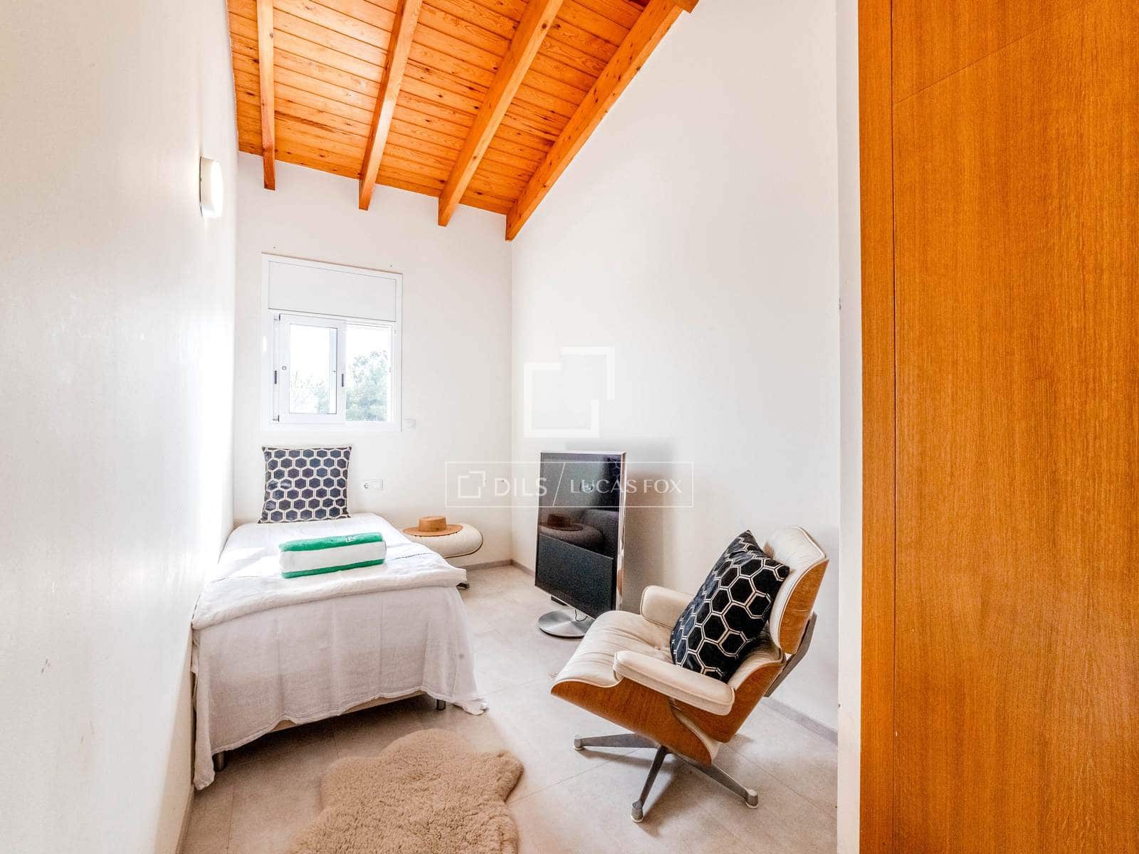 4 soverom Villa til salgs i Sitges med svømmebasseng garasje - € 1 295 000 (Ref: 9635022)