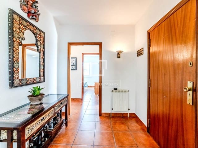 5 Zimmer Villa zu verkaufen in Olivella mit Pool Garage - 495.000 € (Ref: 9635057)