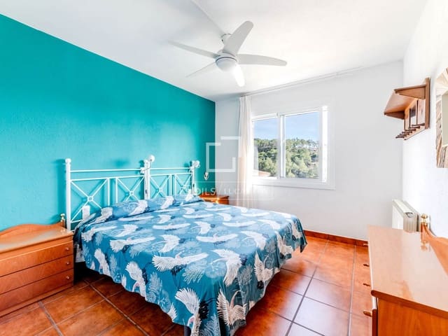 5 Zimmer Villa zu verkaufen in Olivella mit Pool Garage - 495.000 € (Ref: 9635057)