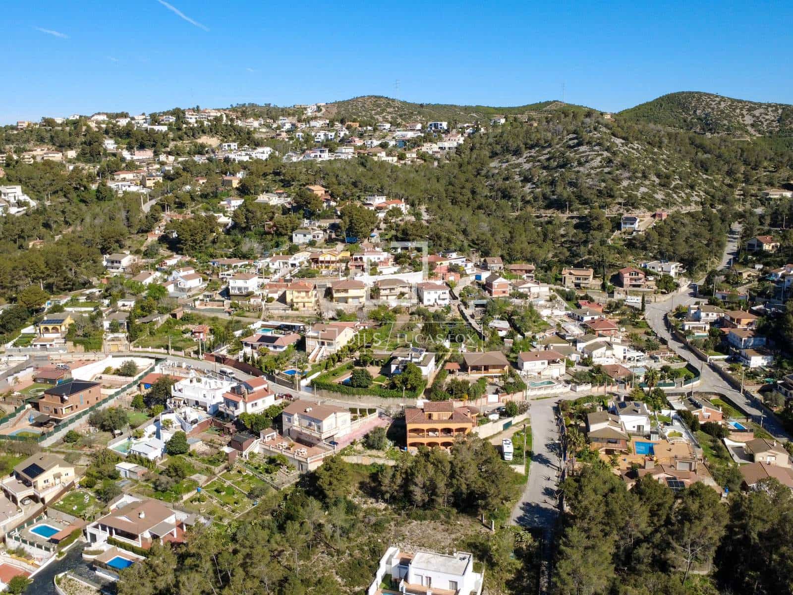 5 bedroom Villa for sale in Olivella with pool garage - € 495,000 (Ref: 9635057)